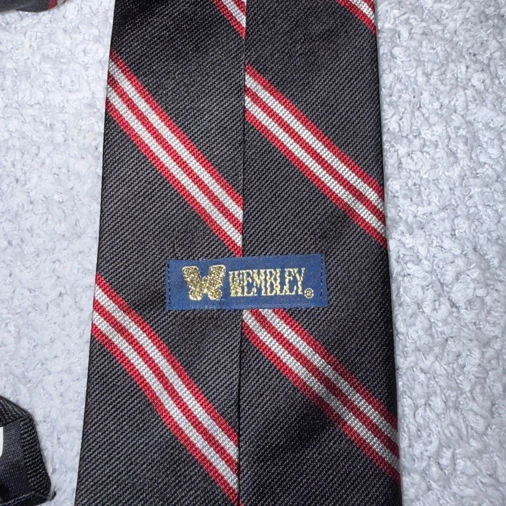 Vtg‎ Wembley Mens Tie Black Red White Striped Necktie Business Formal Office